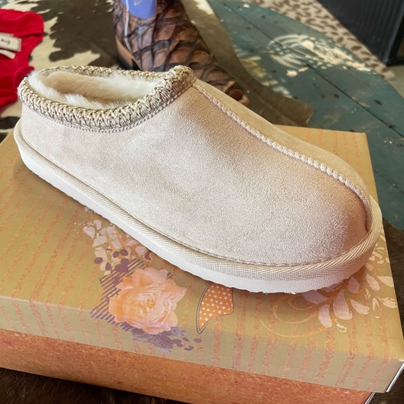 Very G Shoes - Very G Sparks